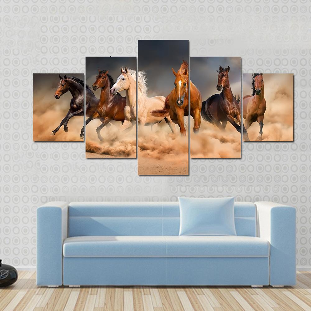 troupeau de chevaux dans le dserthorse herd run in desert 5 pices peinture sur toile impression sur toile toile art pour la dcoration intrieureypvmm